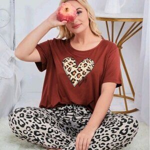PLUS LEOPARD PRINT JOGGER SET